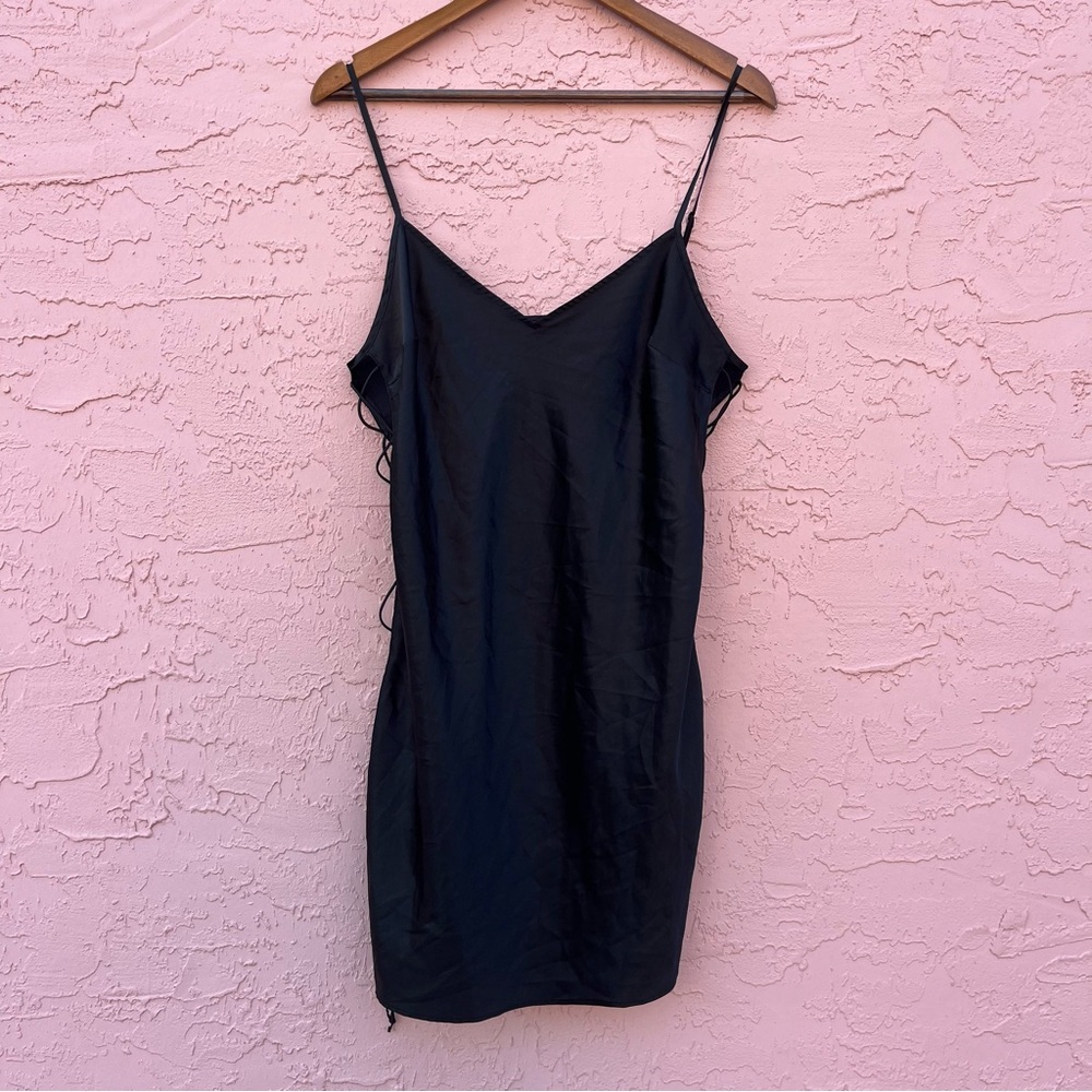 Victoria’s Secret Black Lingerie Top Tie Sides Size Large